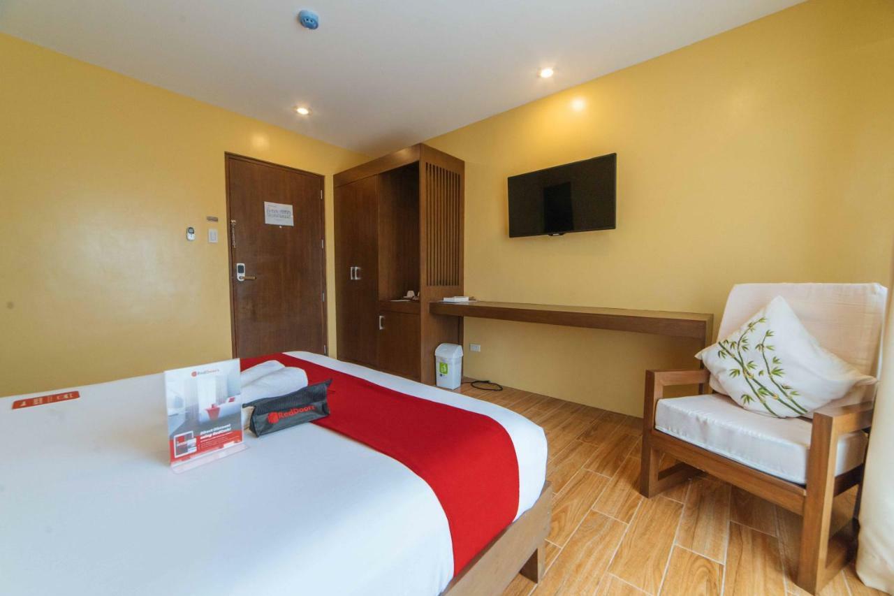 RedDoorz Premium near Health Centrum Banica Roxas Zewnętrze zdjęcie