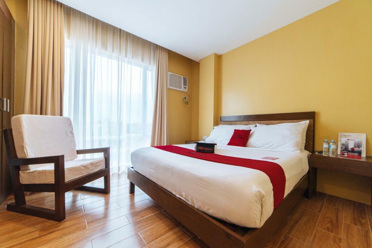 RedDoorz Premium near Health Centrum Banica Roxas Zewnętrze zdjęcie