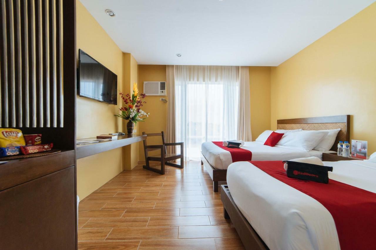 RedDoorz Premium near Health Centrum Banica Roxas Zewnętrze zdjęcie